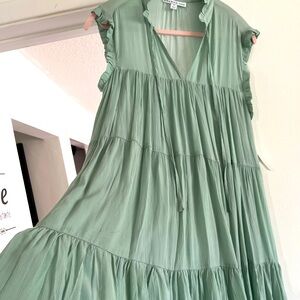 NWT, And Now This, XS